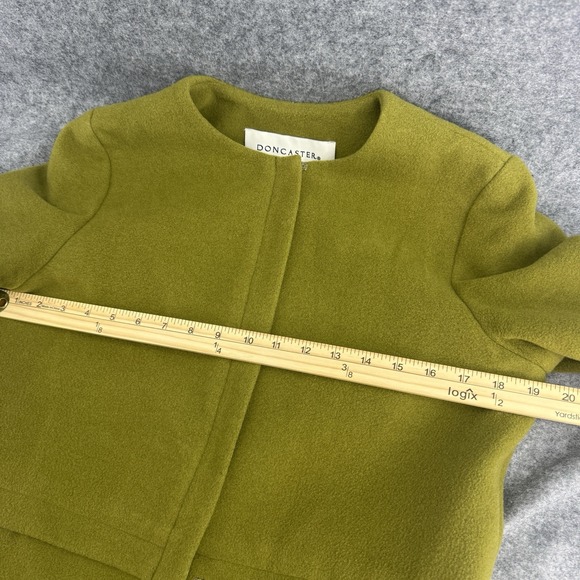 Vintage Doncaster Womens Wool Blend Cape Coat Sz 8 Green Pockets Jacket Cottage - Picture 10 of 10